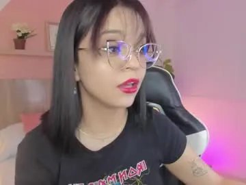 clara_lu on Chaturbate