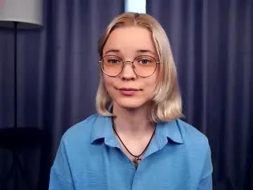deannmaslen — GOAL: massage close-up tits [35 tokens remaining] hi stranger, i'm Charlie, 18y.o. #new #18 #daddysgirl #petite #bigboobs