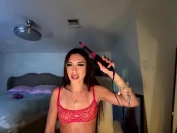 ella_ella_ella_ay on Chaturbate 