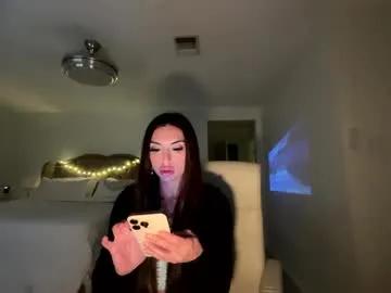 ella_ella_ella_ay on Chaturbate 