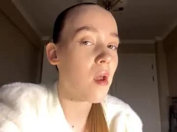 ellamenas on Chaturbate 