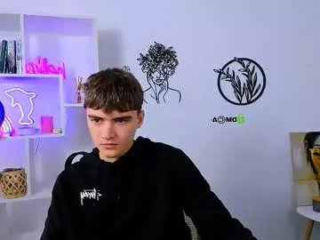 emil_lucky — for a good mood  #18 #cute #muscle #new [1874 tokens remaining]