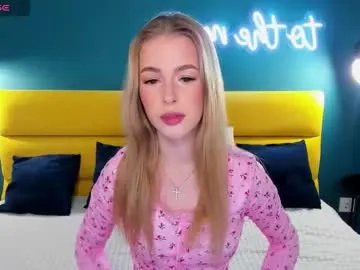emilymagnificent on Chaturbate