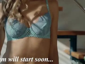 eva_fashionista on Chaturbate