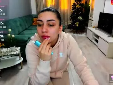 eveeevian on Chaturbate