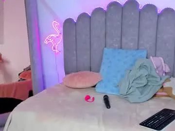 evie_clark_ on Chaturbate