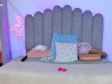 evie_clark_ on Chaturbate