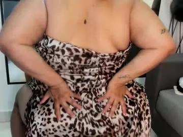geminis_muentes — GOAL: Pineapple and other fruits in all my body [306 tokens remaining] Oil and anal #bbw #latina #bigtits #bigass #feet