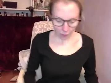 holly_bourbon on Chaturbate 