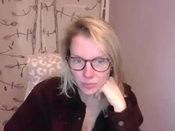 holly_bourbon on Chaturbate 