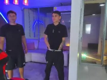 houseofwarrios on Chaturbate