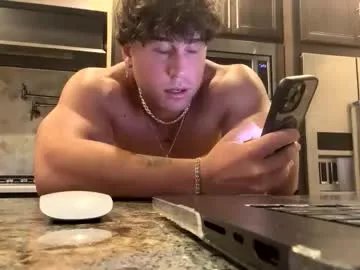 hungkingg22 on Chaturbate