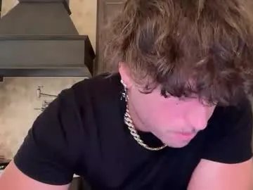 hungkingg22 on Chaturbate