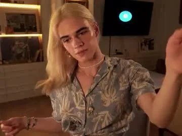 imkawaiiboi — remove my top [985 tokens left] hi! type: /menu #femboy #twink #tease #erotic