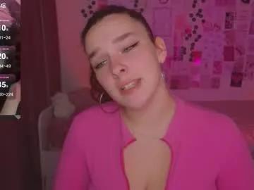 iwi_wi_wi on Chaturbate 