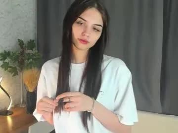 jerricaezelle — Show my shoulder closer to youHello my name is Keira to me #teen #18 #new #young #skinny [24 tokens remaining]