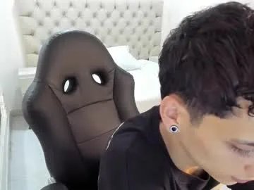 jhoanleandro on Chaturbate