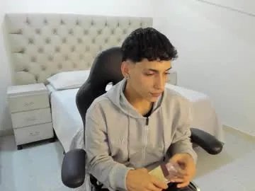 jhoanleandro on Chaturbate