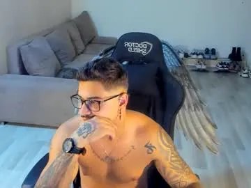 jonnyporn1 on Chaturbate