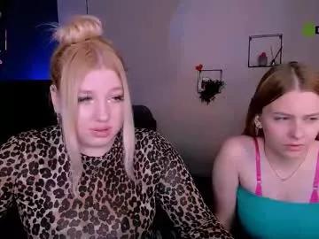 juli_kisss from Chaturbate is Freechat