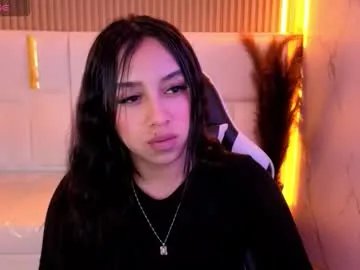 juliana_tx — GOAL: FLASH TITS   I'm alone and feeling horny... want to come in? #18 #anal #bigass #teen