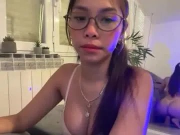julieannd40 on Chaturbate