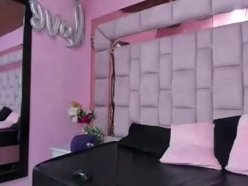 julieta_diamond on Chaturbate