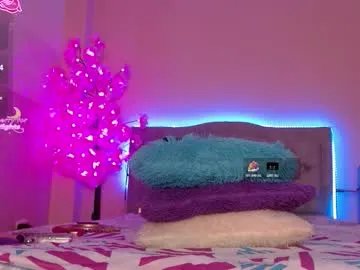 kiarabenedetti_ on Chaturbate