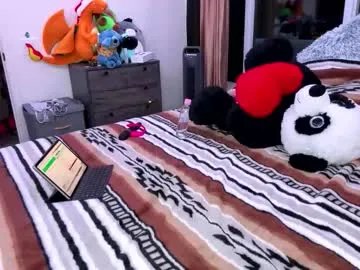 kulitoputi on Chaturbate