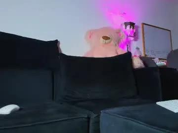 lian_oconner — hard cock big cum... do not forget  follow me #couple   #bigass #lovense #c2c #smoke [2500 tokens remaining]