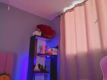 loaluxury on Chaturbate 