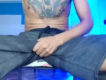 lobo_cockk — #selfsuck #monstercock #bigcock #smoke #bbc #cum [800 tokens remaining]