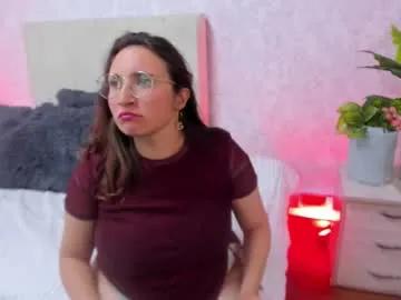 lucianabrooks — GOAL: pussy close up [75 tokens remaining] its my first day! i am feel naughty #bigboobs #latina #curvy #natural #puffynipples