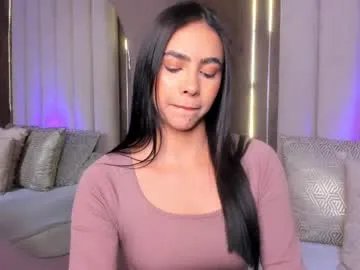 lucysalvatore on Chaturbate