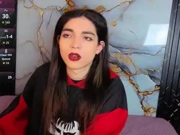 maevekuro on Chaturbate