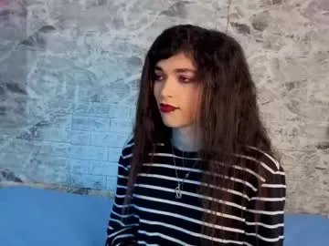 maevekuro on Chaturbate