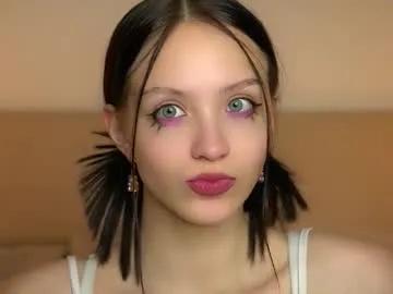 mariannsullivant — Hello my love, welcome to my hot room! Goal: rub ice over lips and body<3 #teen #18 #new #shy #natural [23 tokens remaining]