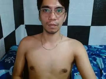 massive_boner02 on Chaturbate 