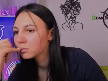 mira_vibe — GOAL: show your butt in panties [998 tokens remaining] Welcome to my room! #feet #cute #shy #c2c #natural #lesbianshow