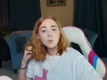 nelliemathers on Chaturbate