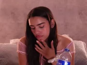 nicky_and_blake — GOAL: show tits+oil [185 tokens remaining] feel good with me  Feel good with me #petite #cute #18 #latina #skinny