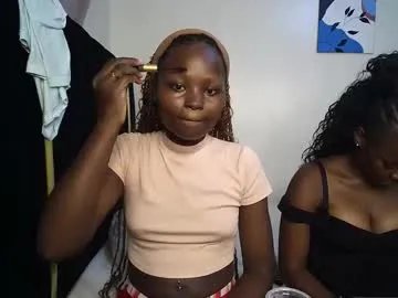 princess_bee1 on Chaturbate