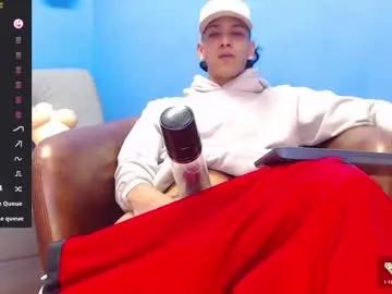 robert_kingg — Current Goal: first cum today at 999 tokens -- Next Goal: cum #2 -- pump to play with my dick  #bigcock #cum #lovense #hairy #young