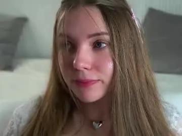 roxannastoo — Hi! GOAL:SPREAD MY LEGSDon't forget to give me a thumbs up if you like me.  #18 #new #shy #petite #young [369 tokens remaining]