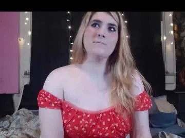 roxanneroulette on Chaturbate
