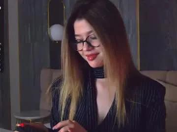 sara_lewiis — heey i like it 10, 25,38,100 - Goal: Make my ass red [189 tokens left] #bigass #18 #stockings #redhead #skinny