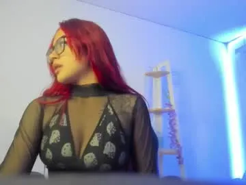 sara_red_x on Chaturbate