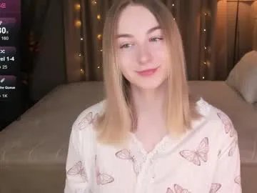 shy__polly on Chaturbate