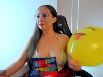 sophia_martinezz — GOAL: Remove the panty [32 tokens remaining] Girl Balloon Lover    #bigboobs #curvy #belly #balloons #bbw