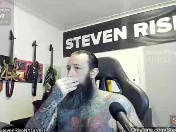 stevenrisenyc — Hung Verbal Top loves to strip down and talk dirty! #muscle #verbal #tattoo #c2c  #pvt